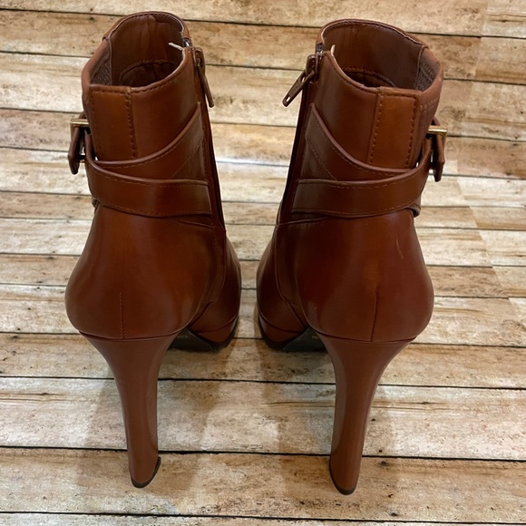Gianni Bini Women's Side Zip Brown Boot Heels - Size 9.5 - Picture 3 of 6